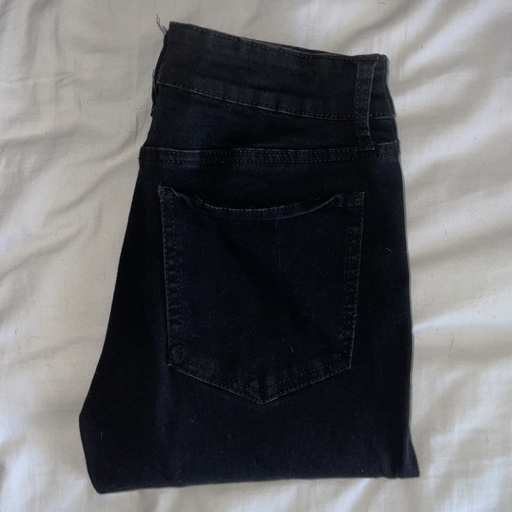 Ripped Skinny Jeans